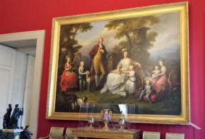 Queen Carolina's Homes - Apartments in Old Town Napoli
